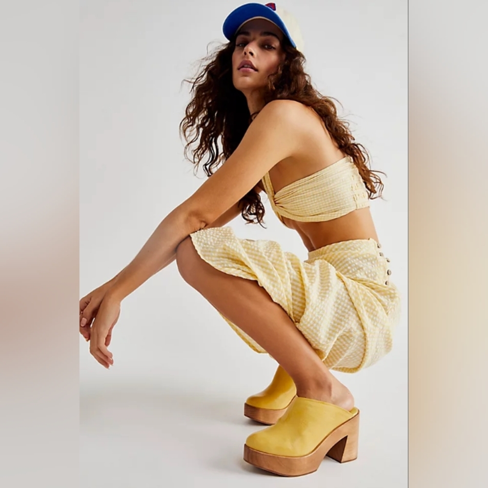 Free People Suki Platform Clogs in marigold size 40 US 9